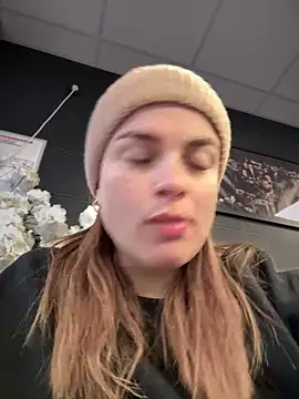 gynna kimera online show from December 23, 2025, 10:03 am