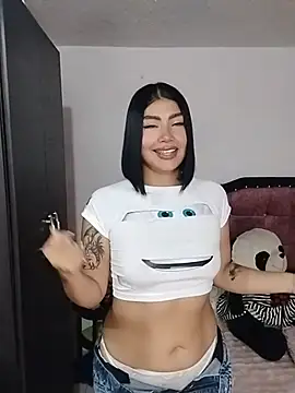 Kylie brazt online show from July 26, 2026, 3:35 am
