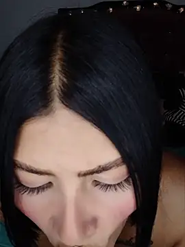 Snapshot of Kylie_brazt chatting on April 22, 2026, 2:40 am Kylie brazt online show from April 22, 2026, 2:40 am