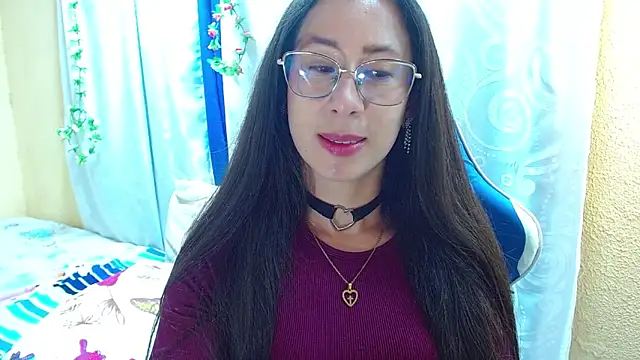 Gia leinn online show from October 18, 2025, 10:56 pm