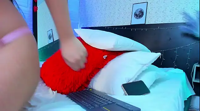 BonnieeAndClyde online show from March 22, 2025, 10:15 pm