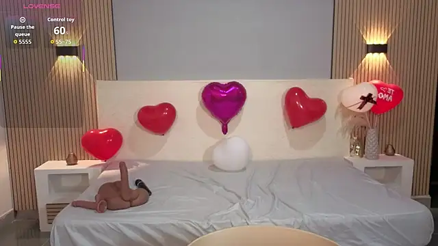 ChloeMoon9 online show from February 14, 2026, 12:27 pm