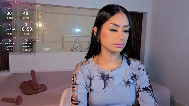 ChloeMoon9 online show from September 9, 2025, 12:03 pm