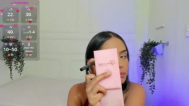 ChloeMoon9 online show from March 16, 2025, 12:00 pm