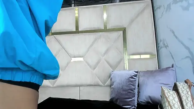 Snapshot of Kendall_6669 chatting on January 15, 2026, 1:36 pm Kendall 6669 online show from January 15, 2026, 1:36 pm