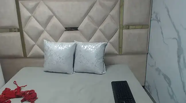 Snapshot of Kendall_6669 chatting on March 1, 2025, 12:56 pm Kendall 6669 online show from March 1, 2025, 12:56 pm