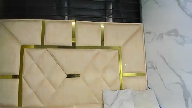 Snapshot of Kendall_6669 chatting on November 19, 2025, 12:49 pm Kendall 6669 online show from November 19, 2025, 12:49 pm