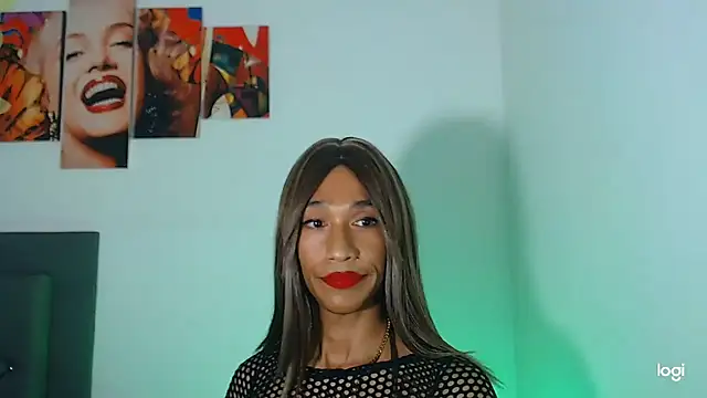 red veltet online show from November 3, 2025, 4:50 am