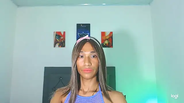 Snapshot of red_veltet chatting on March 11, 2026, 4:34 pm red veltet online show from March 11, 2026, 4:34 pm