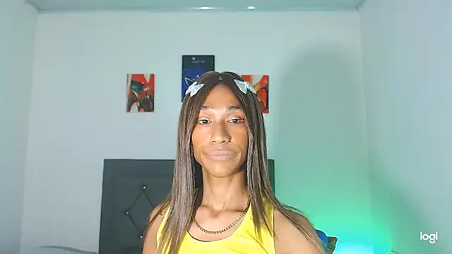 Snapshot of red_veltet chatting on March 18, 2026, 5:47 pm red veltet online show from March 18, 2026, 5:47 pm