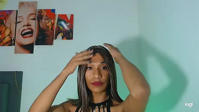 red veltet online show from December 2, 2025, 7:15 pm