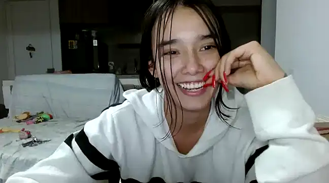  luna 777 online show from February 25, 2025, 12:58 am