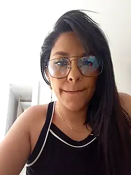 Snapshot of isabellarous- chatting on July 31, 2026, 7:22 pm isabellarous- online show from July 31, 2026, 7:22 pm
