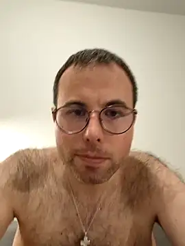 Simonudist online show from December 14, 2025, 6:02 pm