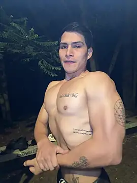 MaxxxSteil online show from May 7, 2026, 11:41 pm