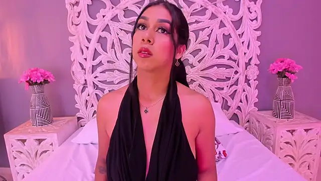 AnnieGibbyns online show from July 3, 2026, 8:37 pm