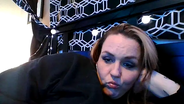 RubyRose33 online show from March 19, 2026, 6:24 am