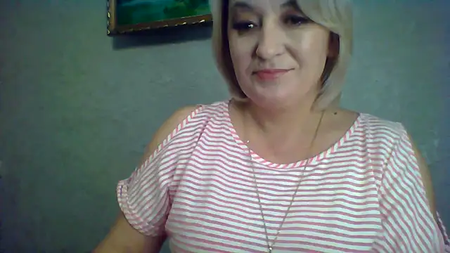 Snapshot of ArielXLoveresss chatting on November 13, 2025, 5:44 am ArielXLoveresss online show from November 13, 2025, 5:44 am