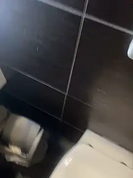 rogerdik76 online show from September 14, 2025, 7:09 am