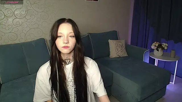 mefwhore online show from October 29, 2025, 3:11 pm