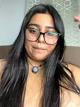 Snapshot of virginbrunette99 chatting on June 14, 2026, 7:04 pm virginbrunette99 online show from June 14, 2026, 7:04 pm