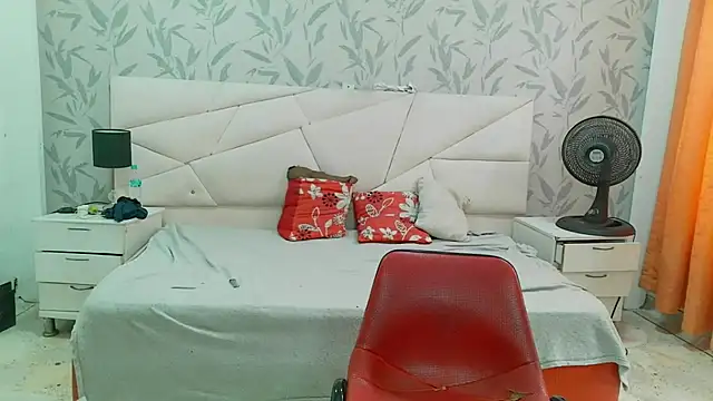 SexyPamela69 online show from April 24, 2026, 6:21 pm
