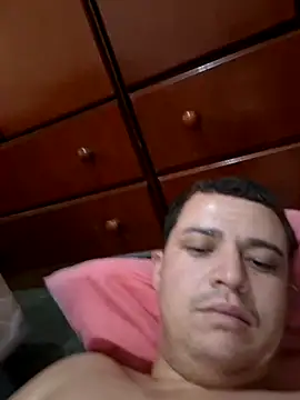 comcoroas online show from February 25, 2025, 6:23 pm