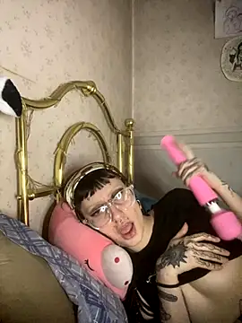 KititA12 online show from September 24, 2025, 12:11 pm