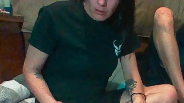 SillyRabbitz online show from February 25, 2025, 7:49 pm