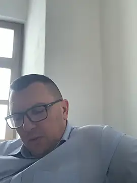 Snapshot of Mike8523 chatting on January 18, 2026, 6:50 am Mike8523 online show from January 18, 2026, 6:50 am