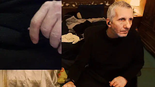 maxdaddy690 online show from October 29, 2025, 10:52 pm