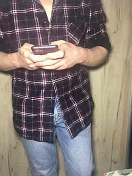 Snapshot of TOPGUN_69 chatting on March 16, 2026, 9:17 pm TOPGUN 69 online show from March 16, 2026, 9:17 pm