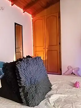 morenosiam online show from November 29, 2025, 4:12 am