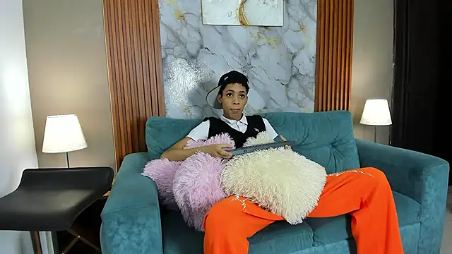 KING OFF BOYS online show from March 9, 2026, 1:14 pm