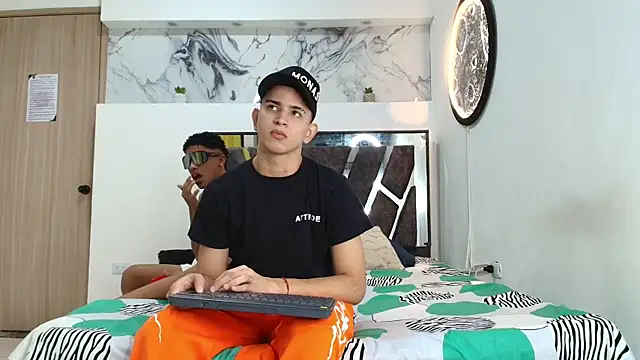 KING OFF BOYS online show from September 13, 2025, 1:22 pm