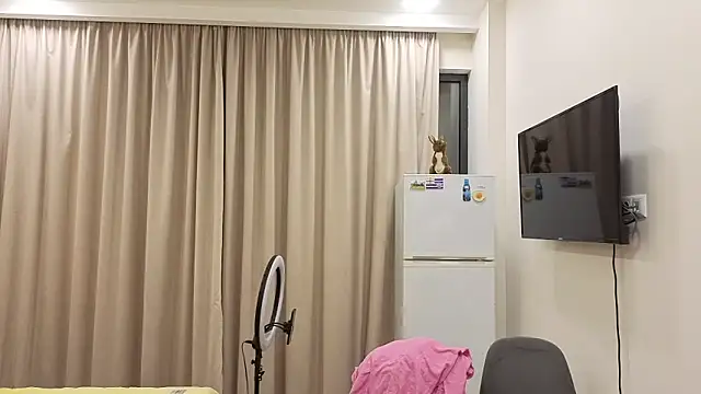 Snapshot of _KissMyAss_ chatting on March 2, 2026, 9:22 pm KissMyAss online show from March 2, 2026, 9:22 pm