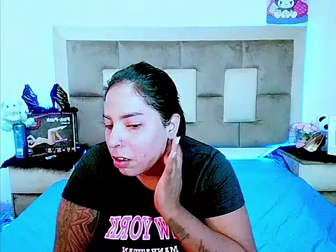 indiantopaz694u online show from February 6, 2026, 5:03 am