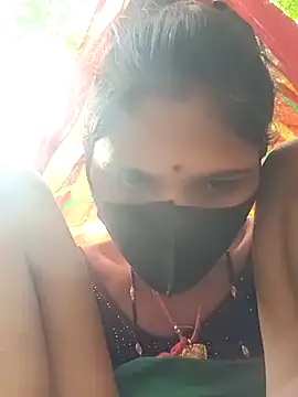 Chhavi Chadha online show from November 4, 2025, 4:27 am