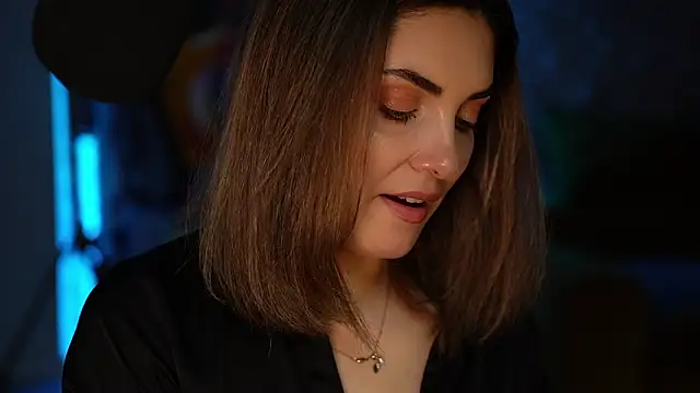 Snapshot of _Allie_ chatting on March 7, 2026, 3:28 pm Allie online show from March 7, 2026, 3:28 pm