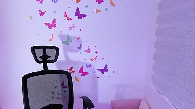 sweet Juno online show from March 12, 2025, 12:42 am