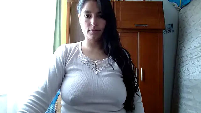 Escarcha-blue online show from April 28, 2026, 3:16 pm