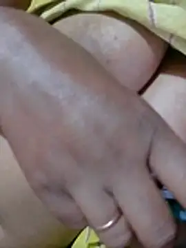 Disha2870 online show from March 18, 2026, 2:48 am