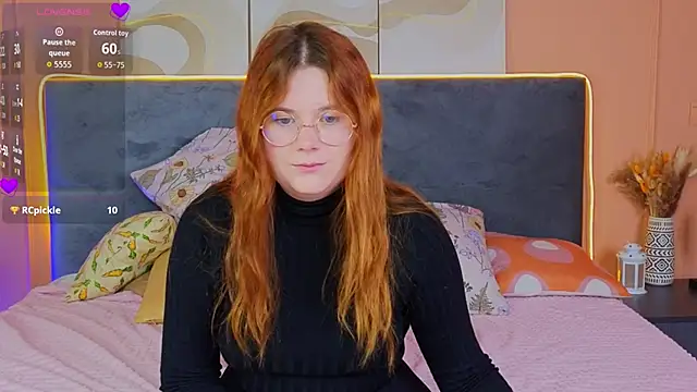 Eva Starlight online show from September 21, 2025, 4:06 am