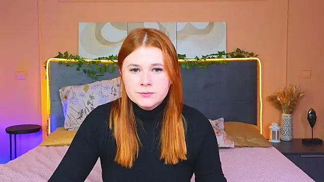 Eva Starlight online show from October 9, 2025, 4:13 am