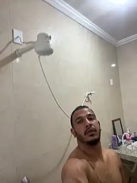 Lindp190194 online show from December 18, 2025, 8:23 pm