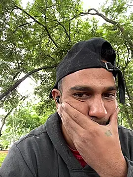 Lindp190194 online show from December 19, 2025, 2:52 pm