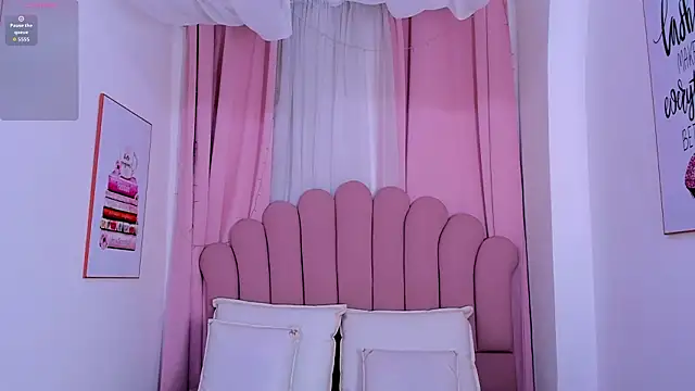 PaolaB g online show from March 12, 2026, 2:06 am