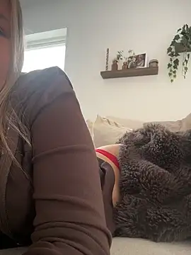 SwedishAstrid online show from February 16, 2026, 1:43 pm