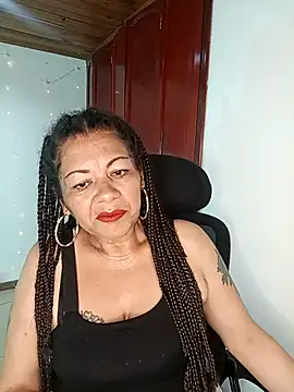 JulianaSanchez78 online show from March 7, 2025, 1:18 pm