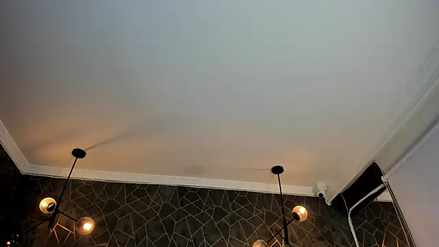 zephyra-angels online show from October 4, 2025, 4:14 am